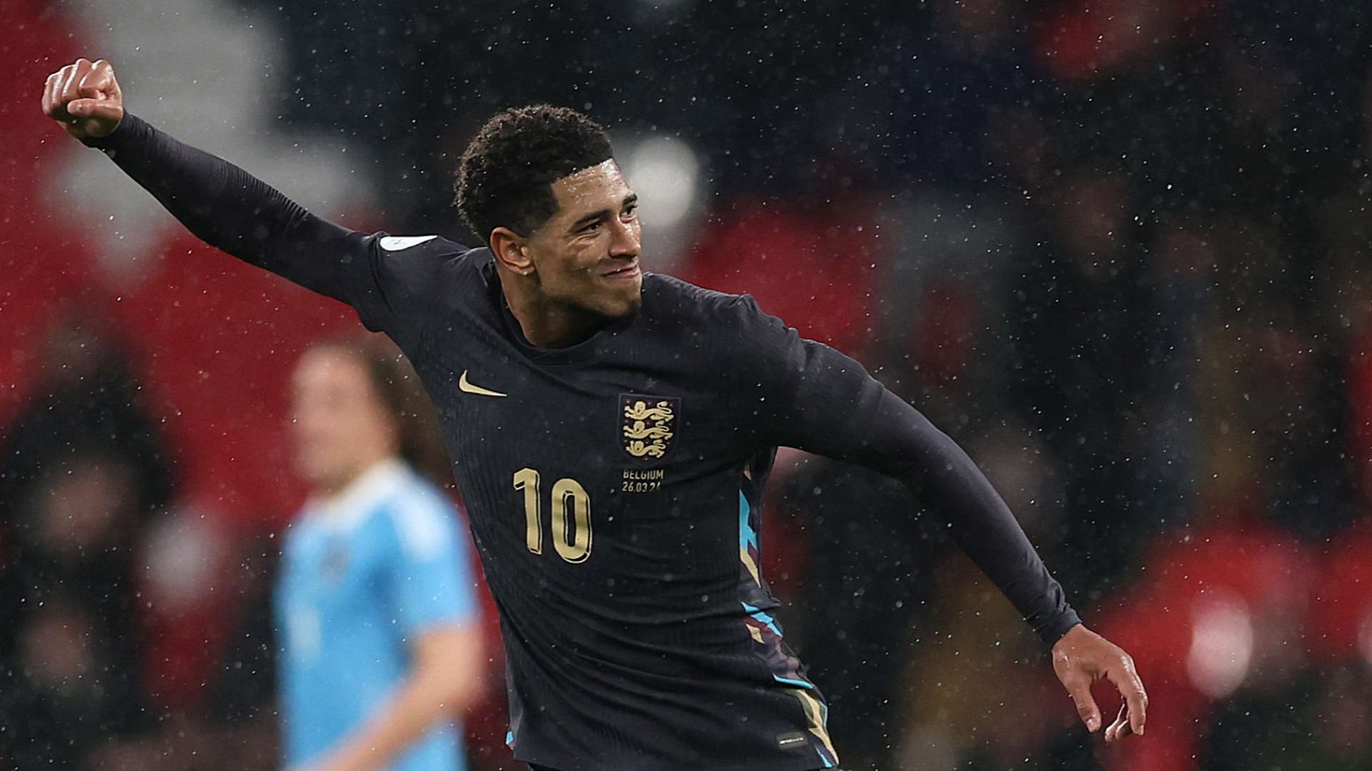 台上大展宏 台上大展宏